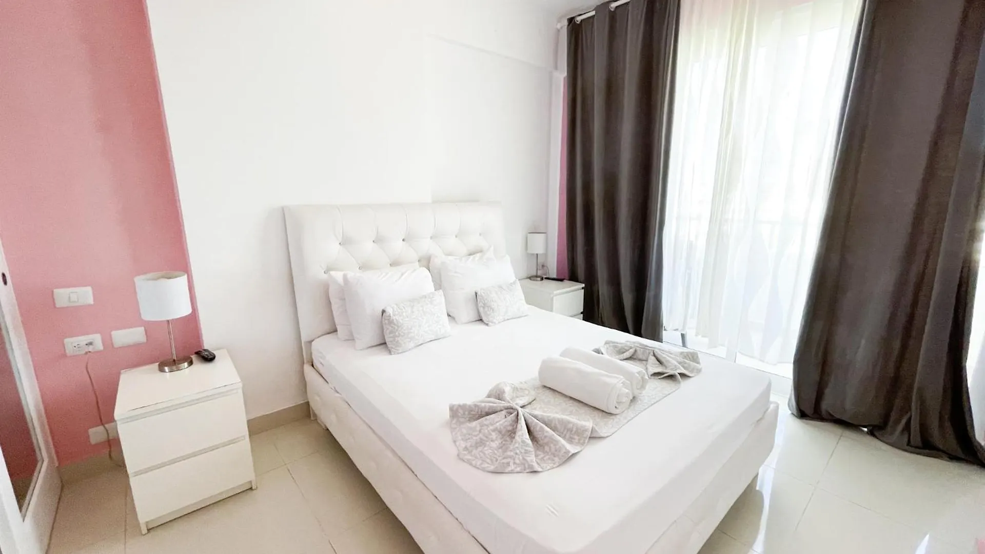 Ducassi Suite Sol Karibe Suites Studios Tropicana Rooftop Pool Wifi Beach & Spa Пунта-Кана Отель