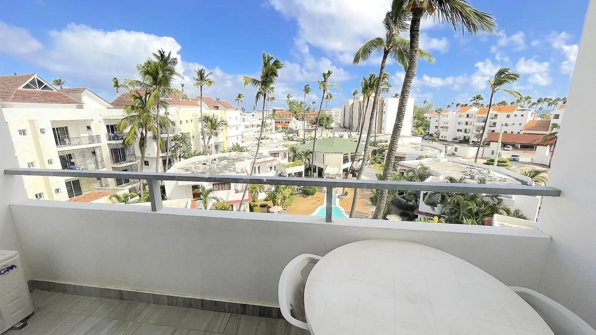 ***** Отель Ducassi Suite Sol Karibe Suites Studios Tropicana Rooftop Pool Wifi Beach & Spa Пунта-Кана Доминиканская Республика